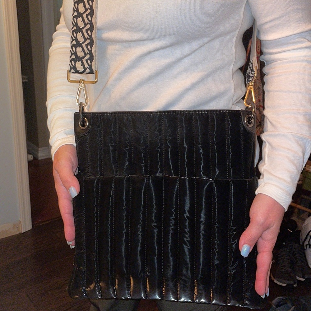 black/white crossbody